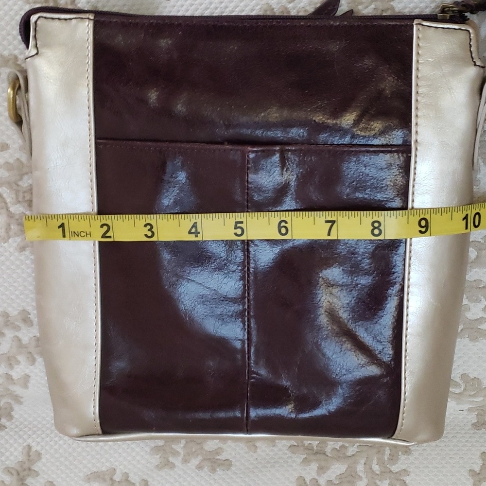 Aurielle Leather by Carryland Women’s Crossbody Bag, Two-tone Brown/ Metallic - Picture 12 of 16